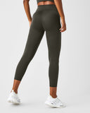 SPANXsmooth™ Soft and Smooth Active 7/8 Leggings
