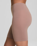 SPANXsmooth™ Fit-To-You Mid-Thigh Short
